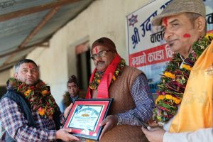 सामाजिक अभियन्ता प्रदिप गिरीको टोलीले बिद्यालयमा