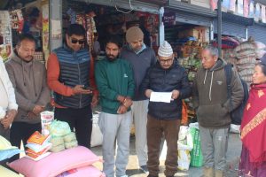 हात्ती पीडितलाई उद्योग वाणिज्य संघको सहयोग